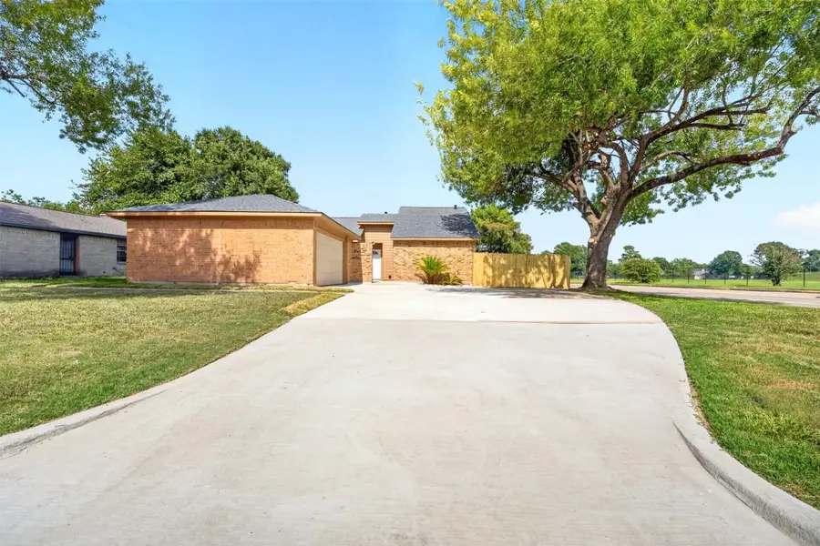 8702 Parkway Forest Drive, Houston, TX 77044 - #3