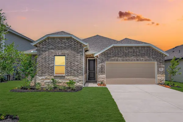 351 West Rose Marie Lane, Montgomery, TX 77356