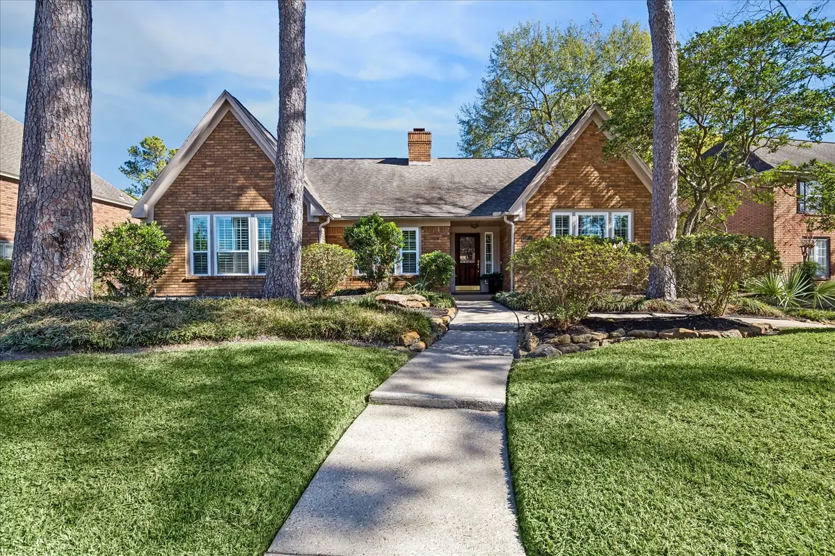 3206 Woodland View Drive, Kingwood, TX 77345 - Image #1