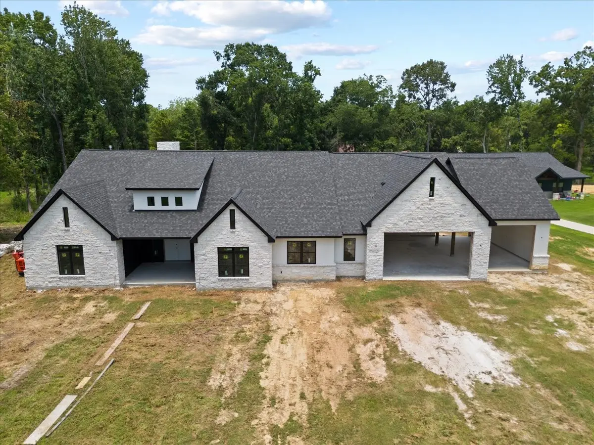 117 Daisy Ln, Baytown, TX 77523 - #1