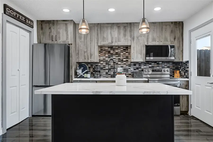 7911 Kendalia Drive, Houston, TX 77036 - Image #3