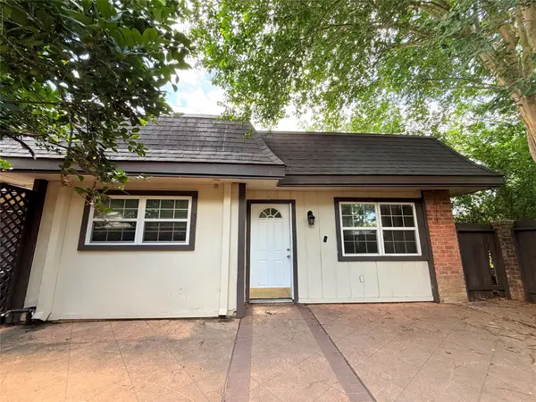 12027 Greenwood Forest Drive #29D, Houston, TX 77066