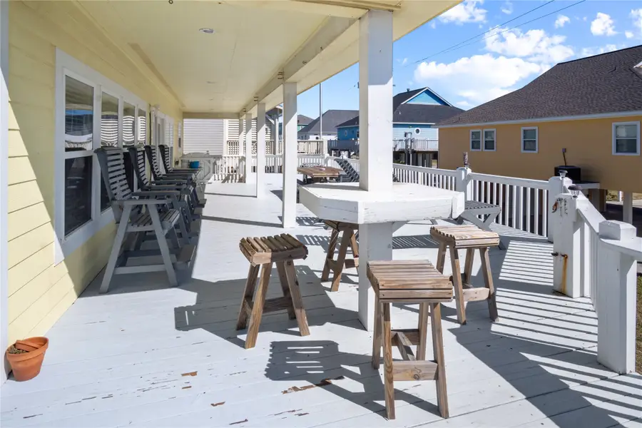 2296 Martinique, Crystal Beach, TX 77650 - #2