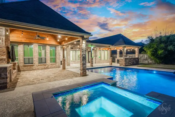 27714 Wimberly Falls Lane, Fulshear, TX 77441