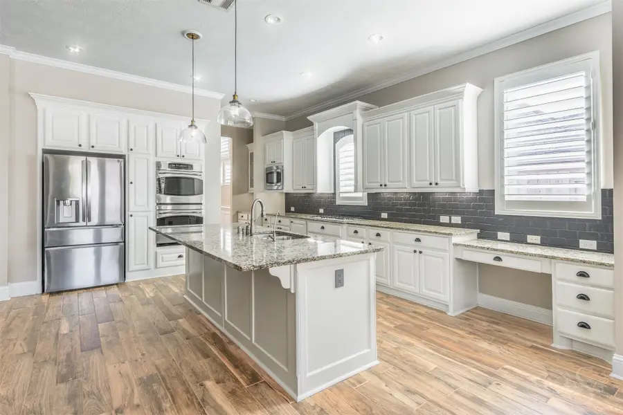 27714 Wimberly Falls Lane, Fulshear, TX 77441 - Image #3