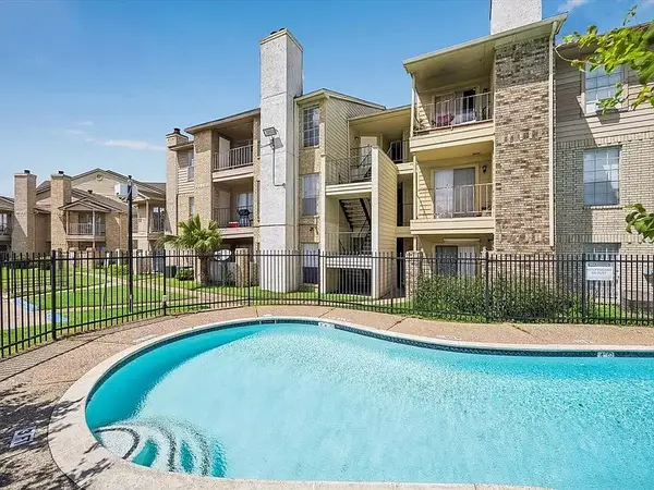 10101 S Gessner Road #210, Houston, TX 77071