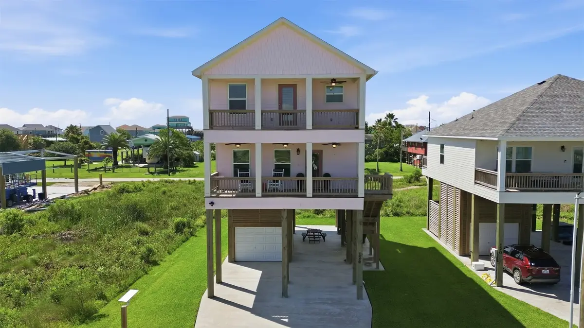 124 Jewel Drive, Port Bolivar, TX 77650 - #1