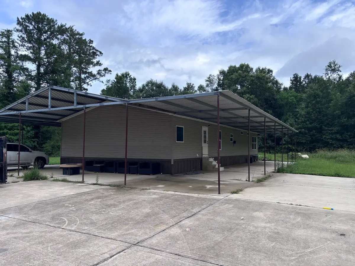 20130 Highway 146 N, Liberty, TX 77575 - #1