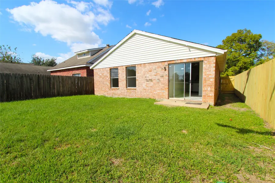 7713 Ellis Drive, Stafford Missouri City, TX 77489 - #2