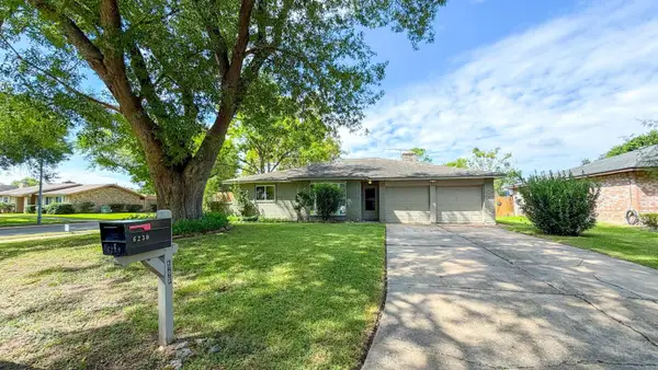 6230 Knollwest Drive, Houston, TX 77072