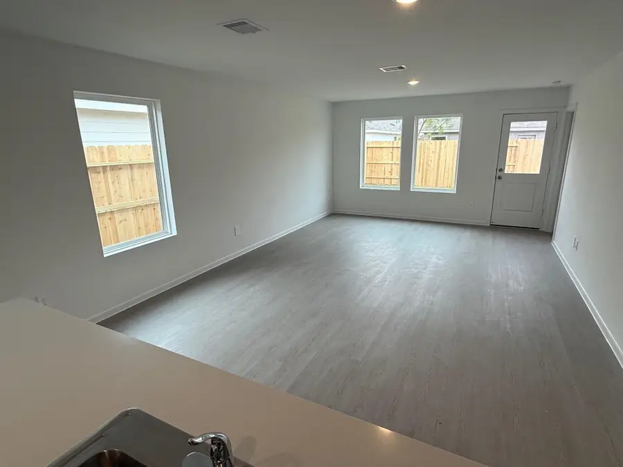 4927 Esperanza Terrace Drive, Richmond, TX 77469 - Image #3