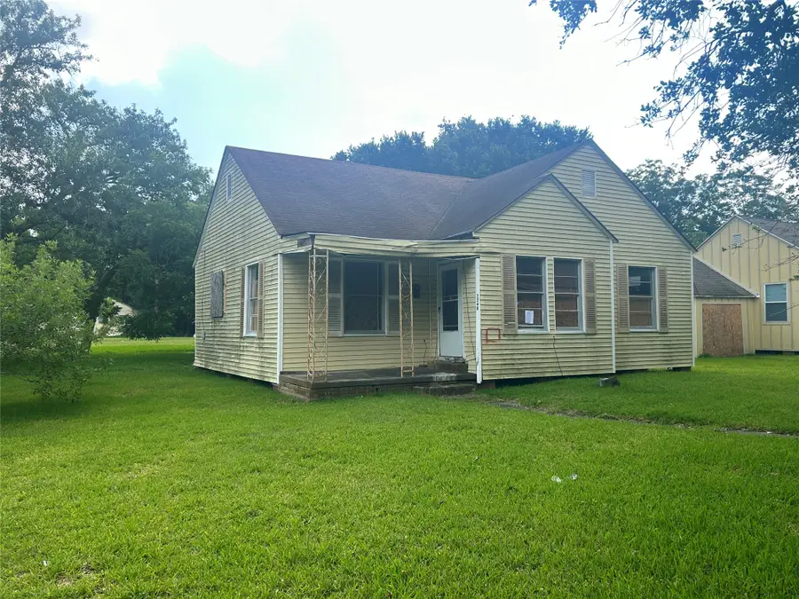 2240 Oaklawn Avenue, Port Arthur, TX 77642 - #2