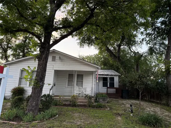 1828 W Mill Street Sw, New Braunfels, TX 78130