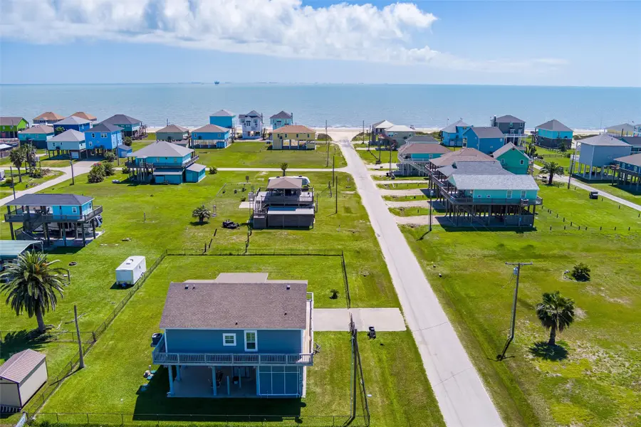 872 O Neil Road, Crystal Beach, TX 77650 - #3