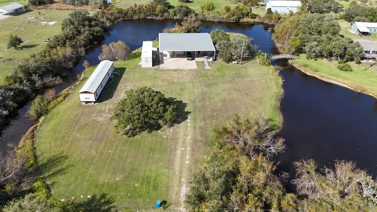 3162 W Monroe Ave, Port O Connor, TX 77982 - #1
