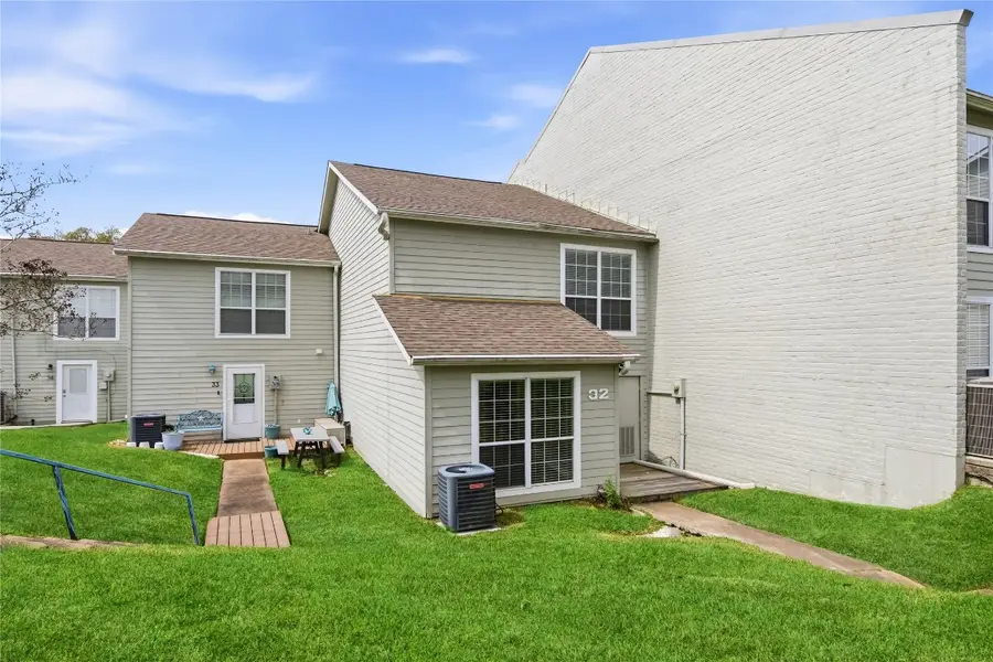 100 Edgewater Drive #32, Livingston, TX 77351 - #3