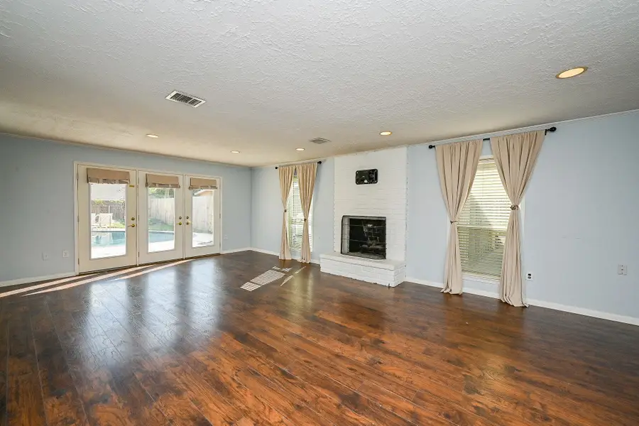 5614 Bough Court, Houston, TX 77092 - Image #2