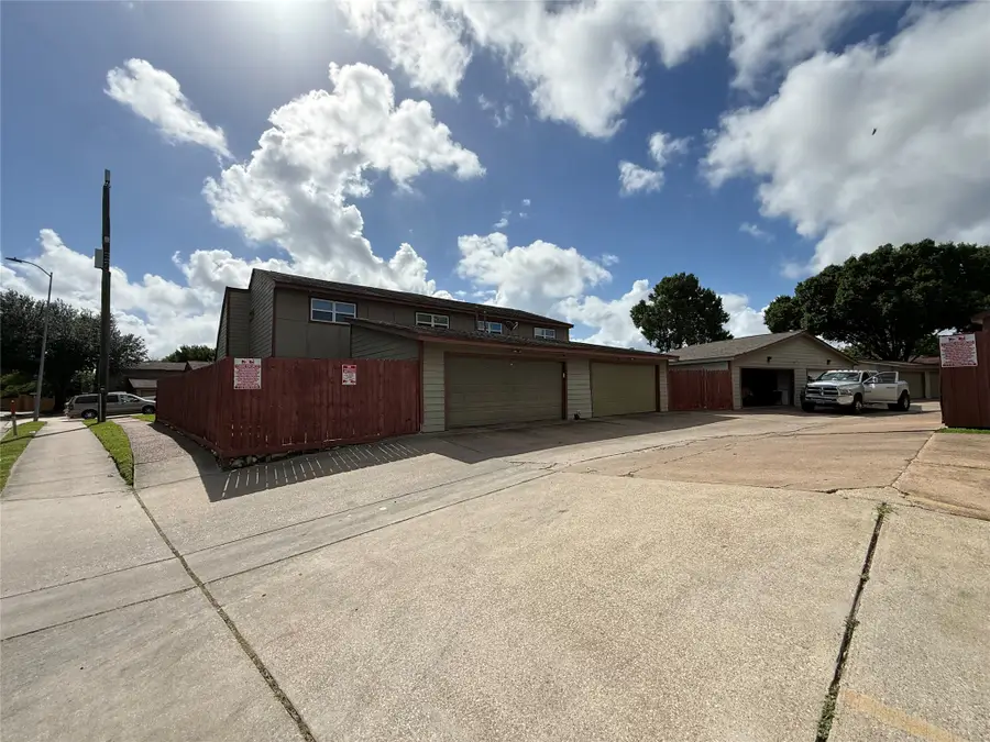 7943 W Airport Boulevard, Houston, TX 77071 - #2
