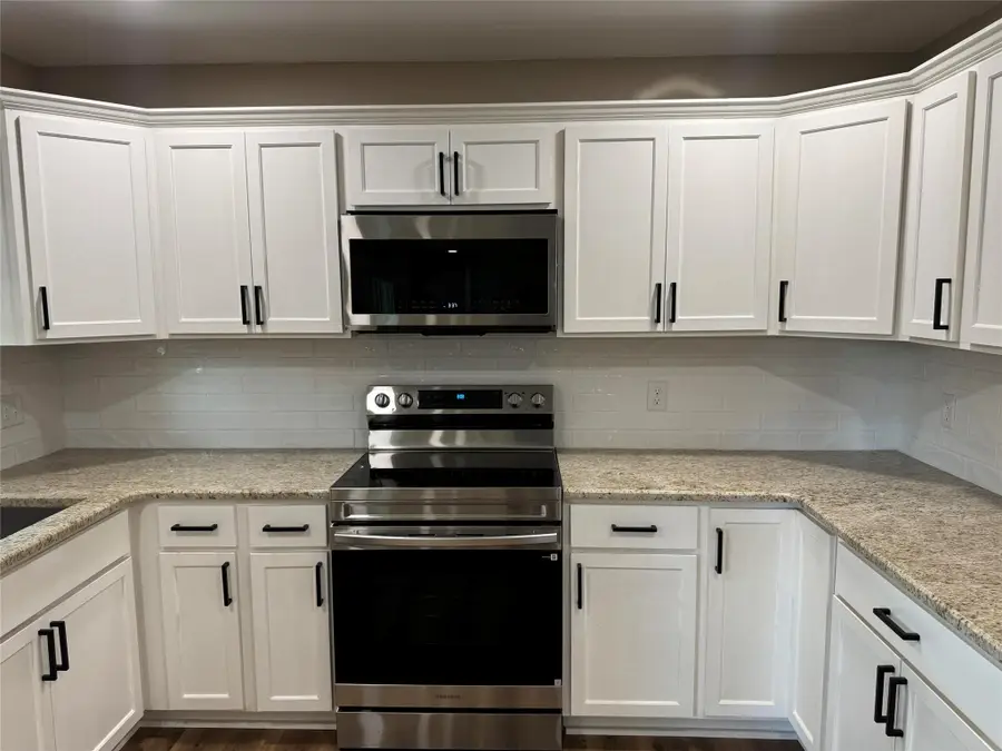 502 Meadowbrook Drive, Longview, TX 75601 - #3