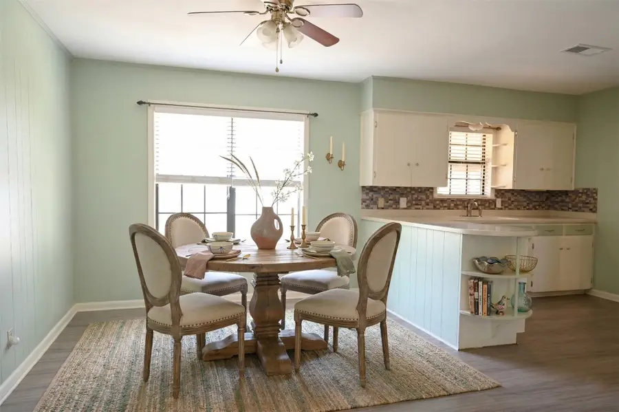 713 Burleson Street, Brenham, TX 77833 - #2