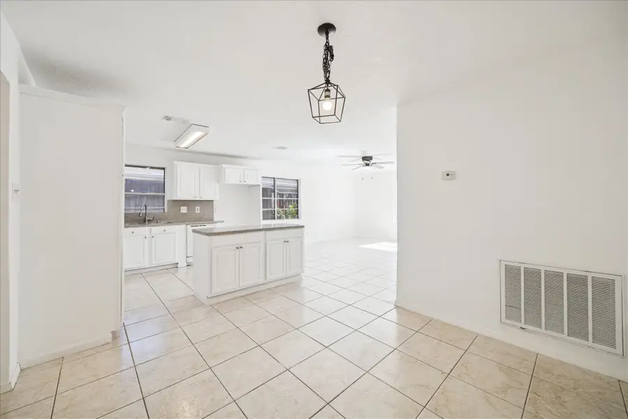 719 Midland Court, Houston, TX 77060 - Image #2