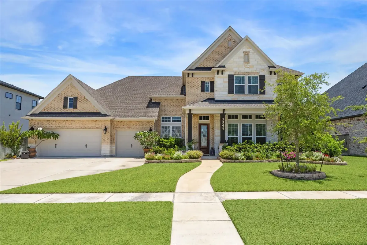 2547 Sandy Lake Drive, Friendswood, TX 77546 - #1