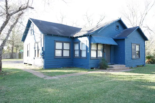 1419 Leaman Avenue, Rosenberg, TX 77471