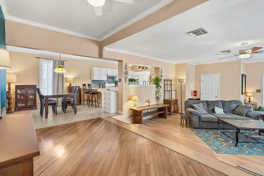 1302 15th Street, Galveston, TX 77550 - #3