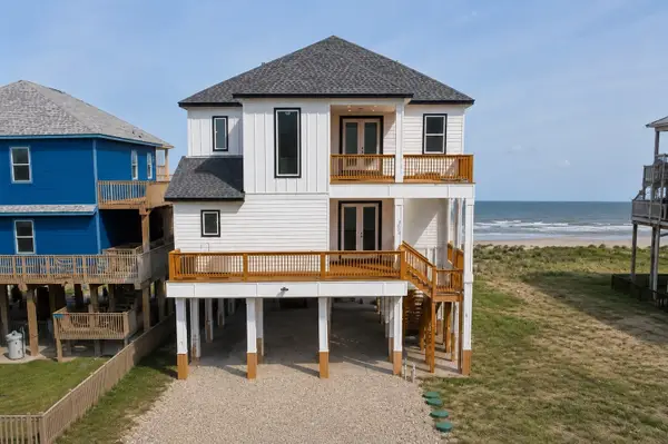 7974 Blue Water Highway #CR257, Freeport, TX 77541