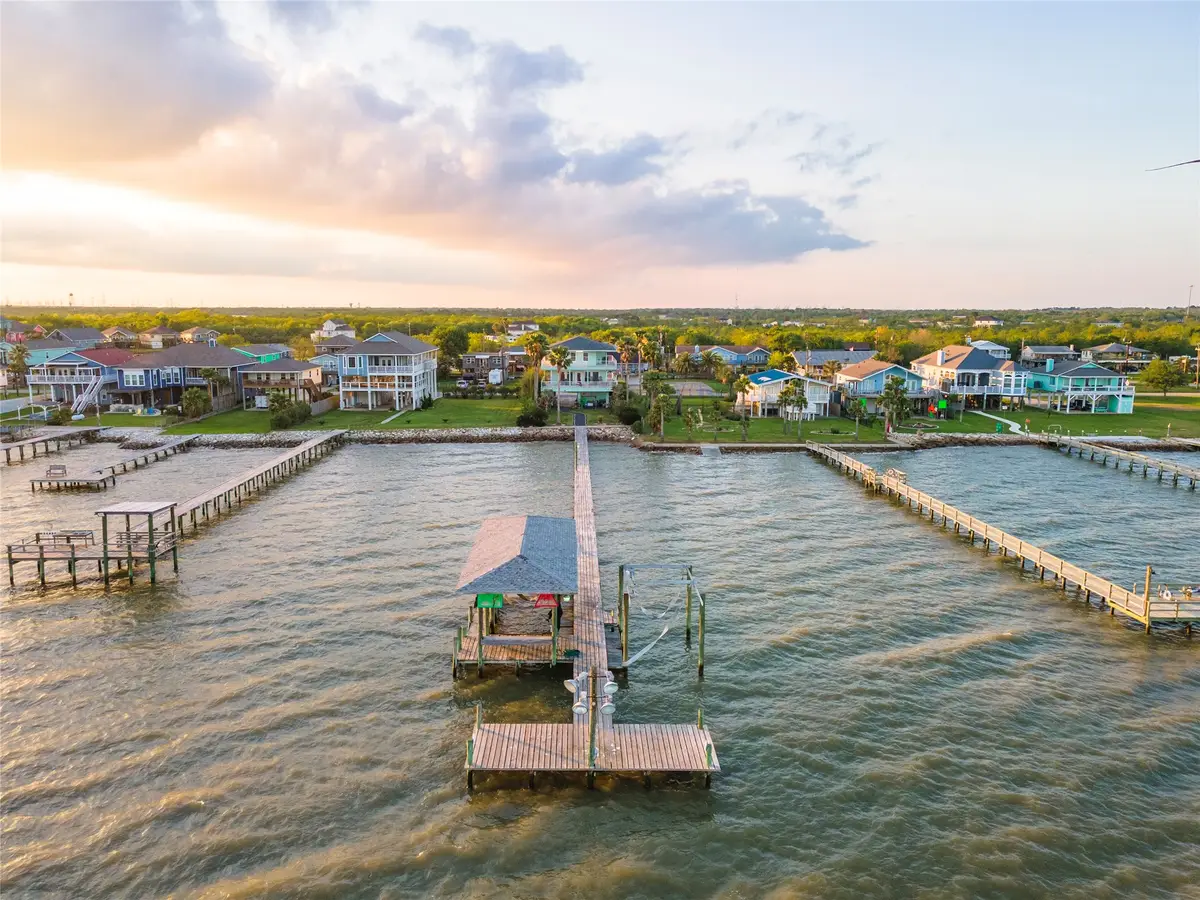 1617 Dick Bay Drive, Dickinson, TX 77539 - #1