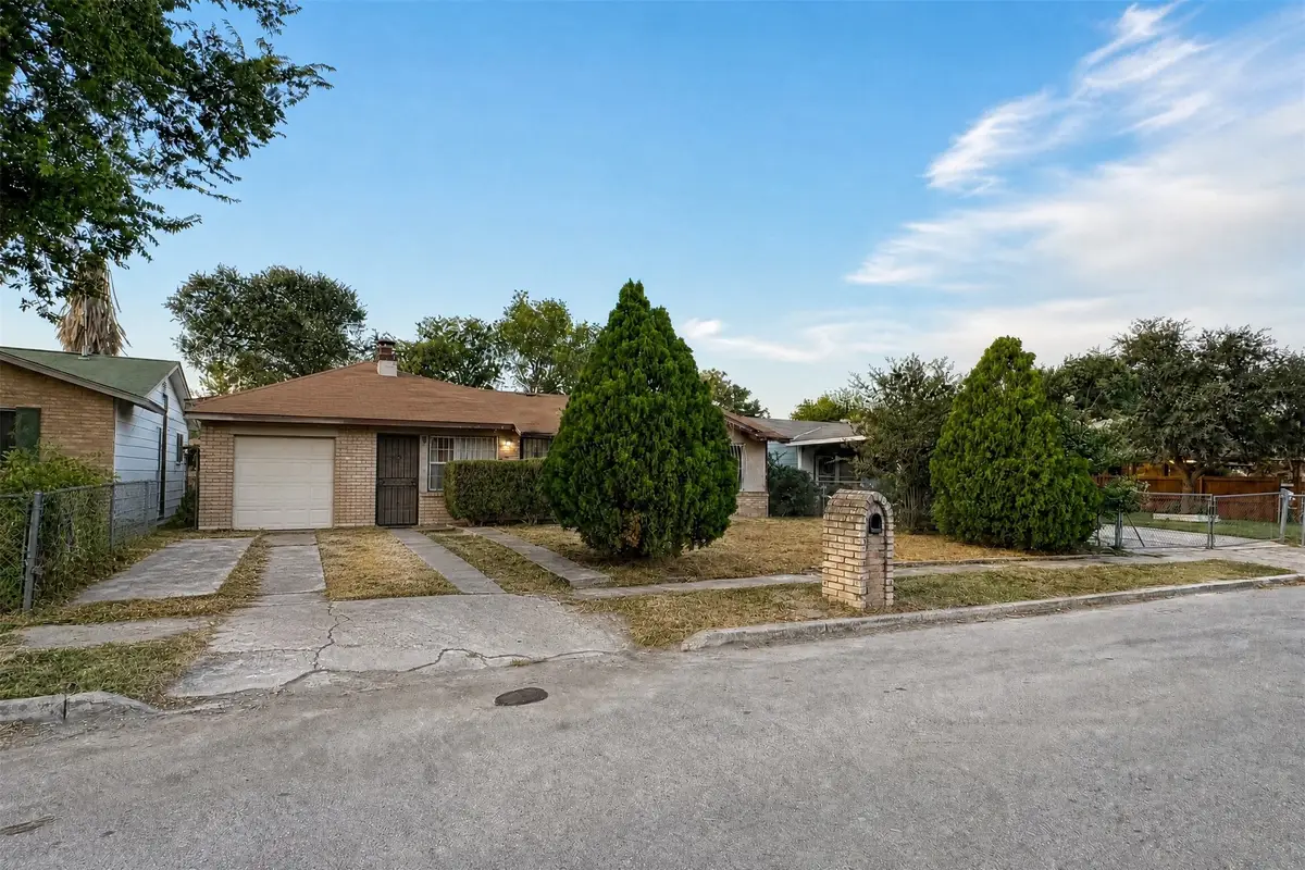5431 Bakersfield Street, San Antonio, TX 78228 - #1
