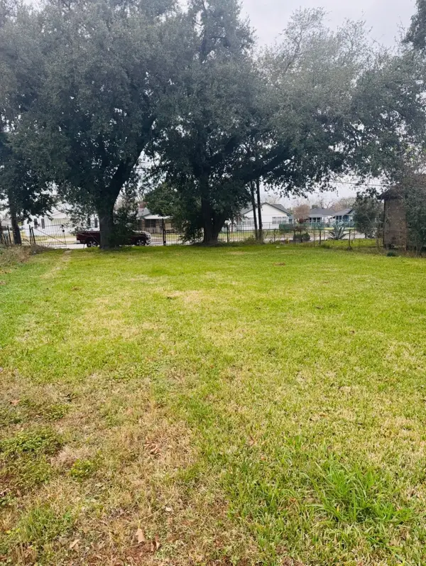 6302 Hirsch Road, Houston, TX 77026