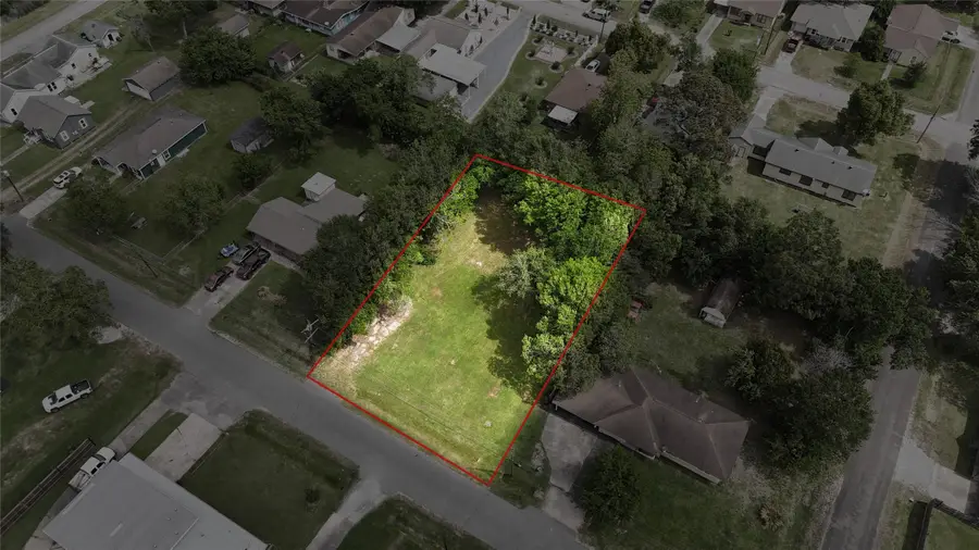 2720 Royal Avenue, Groves, TX 77619 - Image #3