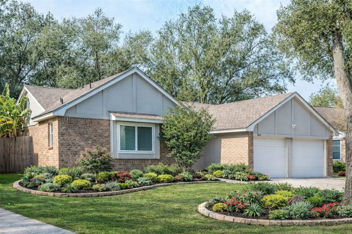 303 Knoll Forest Drive, League City, TX 77573 - #1