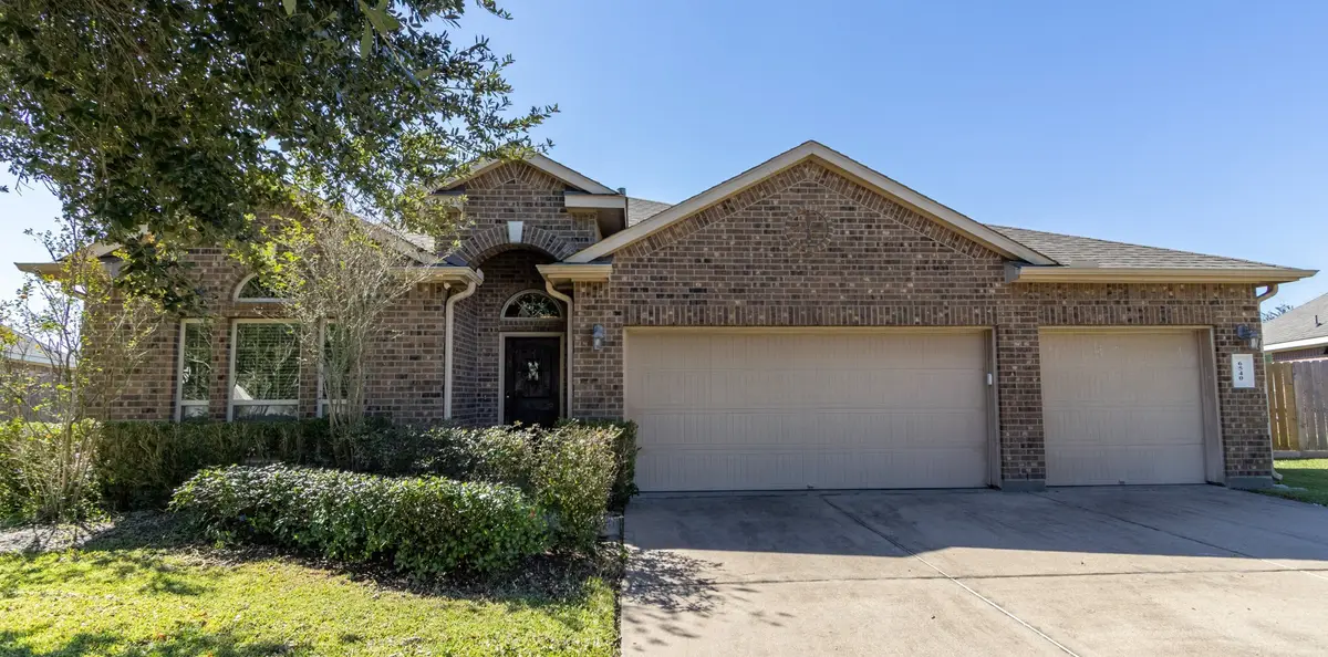 6540 Turner Fields Lane, Dickinson, TX 77539 - Image #1
