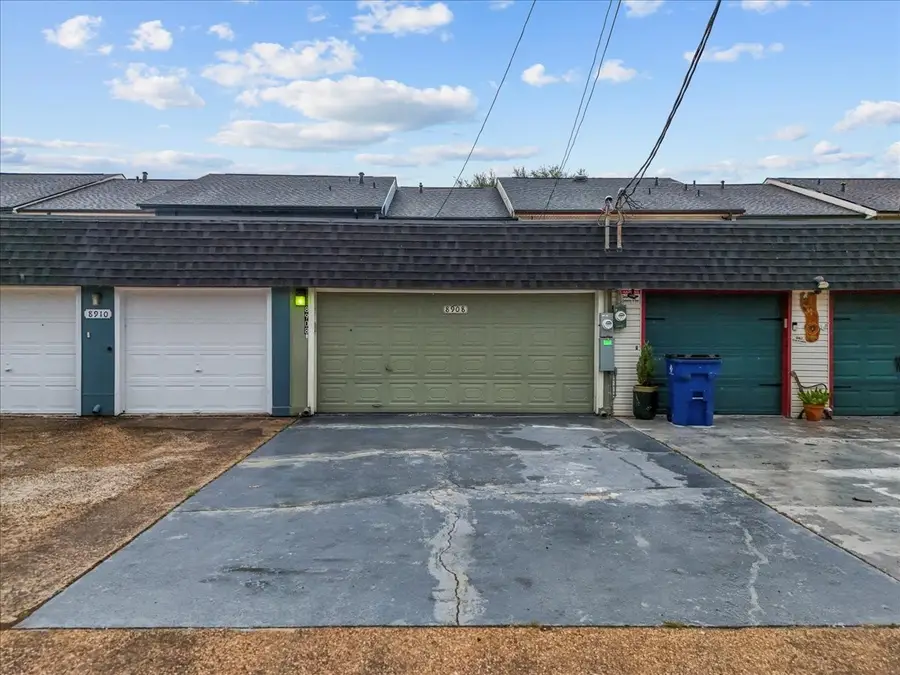 8908 Glacier Avenue, Texas City, TX 77591 - Image #3