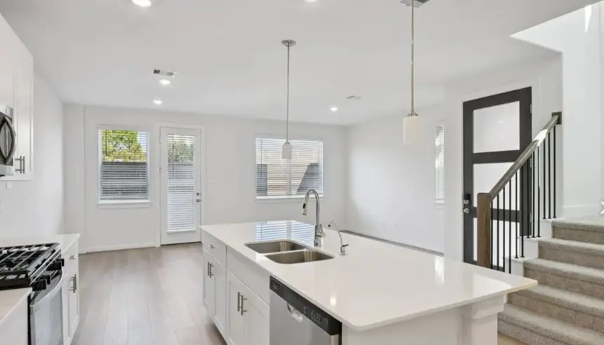 626 Sand Dollar Drive, Kemah, TX 77565 - #2