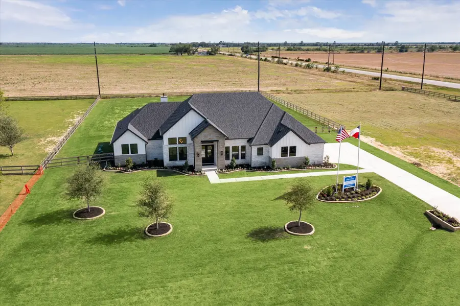 1027 Lake Breeze Drive, Waller, TX 77484 - #2