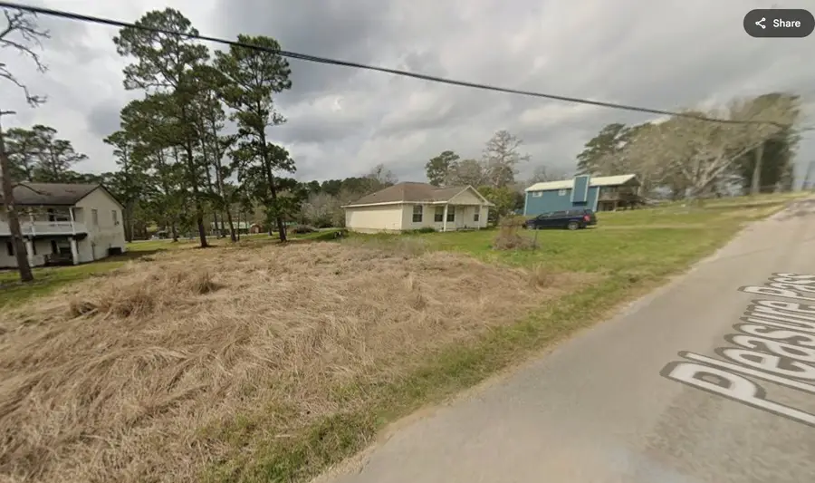 102 Pleasure Pass, Coldspring, TX 77331 - Image #2