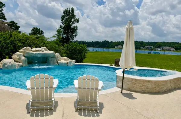 31810 Edgewater Drive, Magnolia, TX 77354