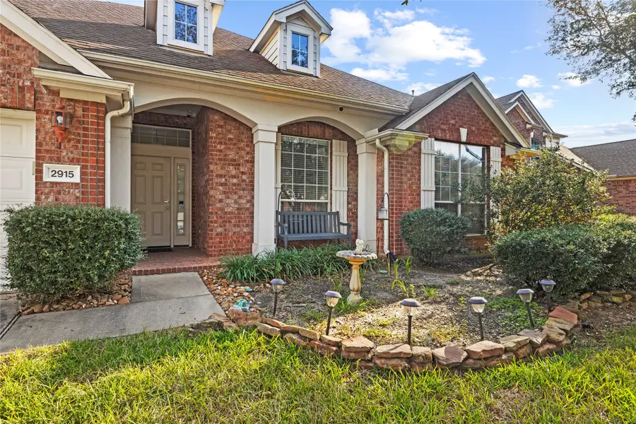 2915 Sandleigh Drive, Spring, TX 77388 - Image #3
