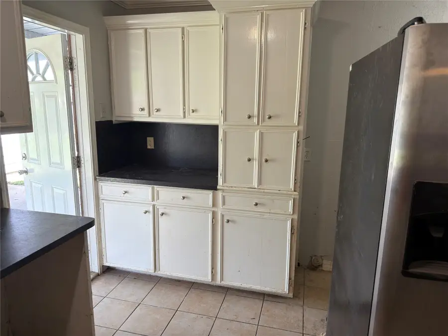 619 Burke Rd, Pasadena, TX 77506 - #3