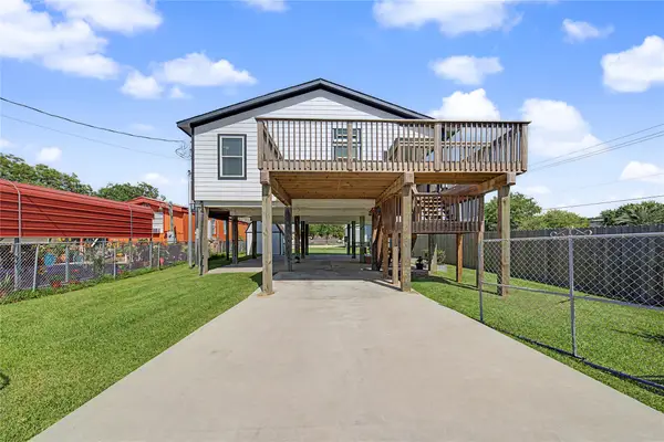 206 19th Street, Dickinson, TX 77539