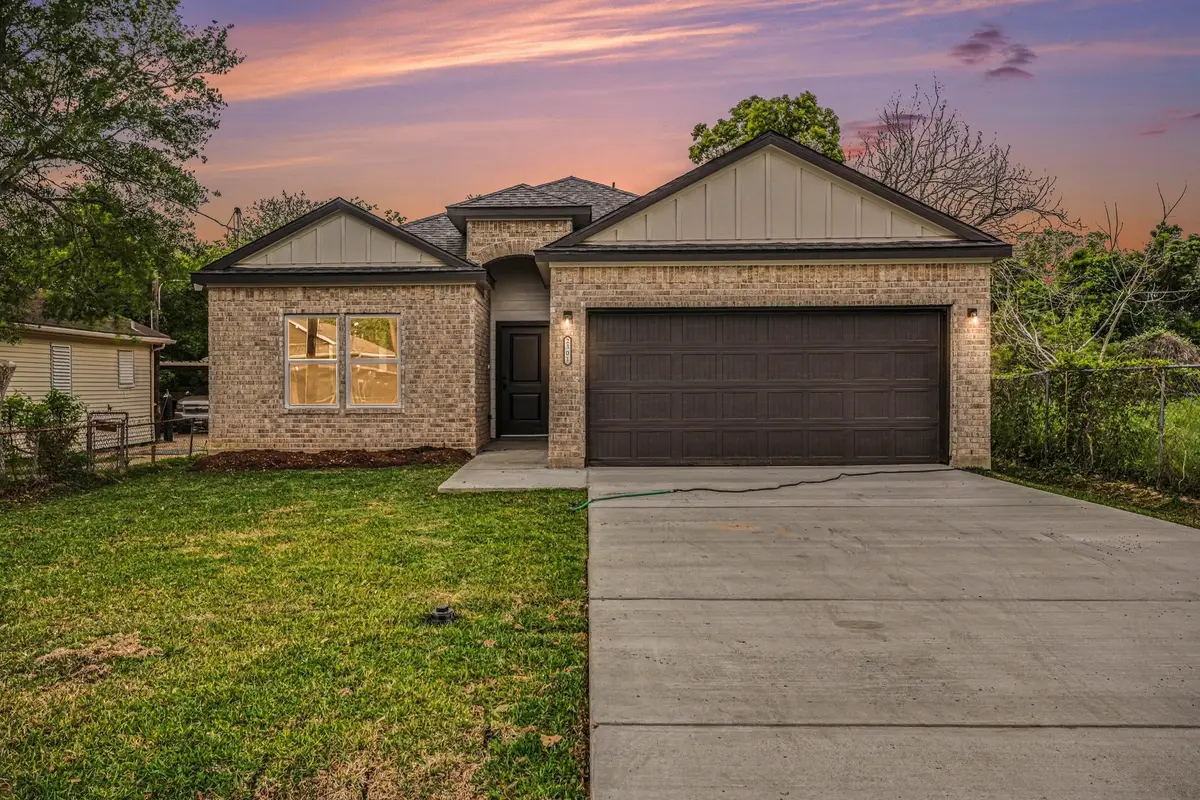 2301 Boss Street, La Marque, TX 77568 - #1