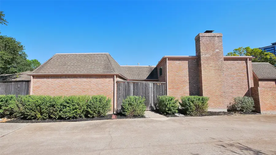 432 E Fair Harbor Lane, Houston, TX 77079 - #2