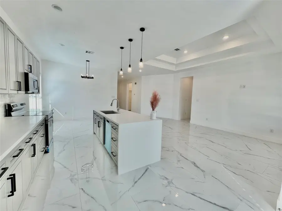 10127 Grover Ln, Houston, TX 77041 - Image #3