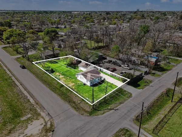 13342 Elderberry Lane, Houston, TX 77049