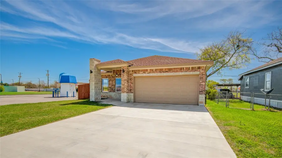 1107 W 2nd Street, Freeport, TX 77541 - #3