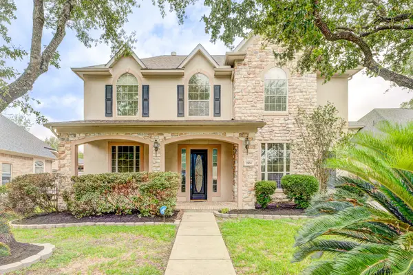 2104 Windy Shores Drive, Pearland, TX 77584