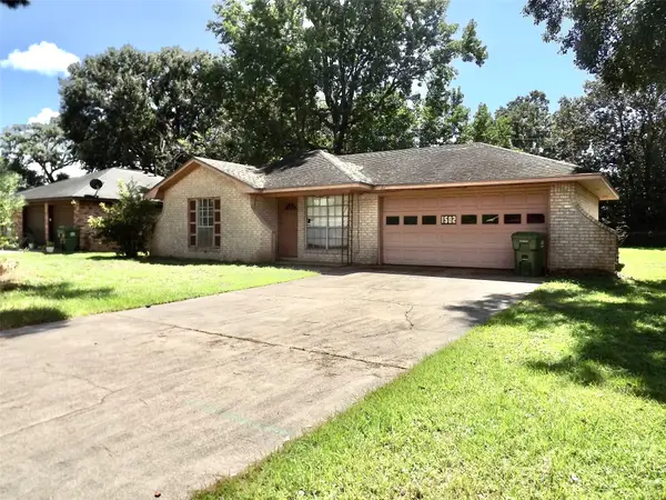 1502 Maple Street, Liberty, TX 77575